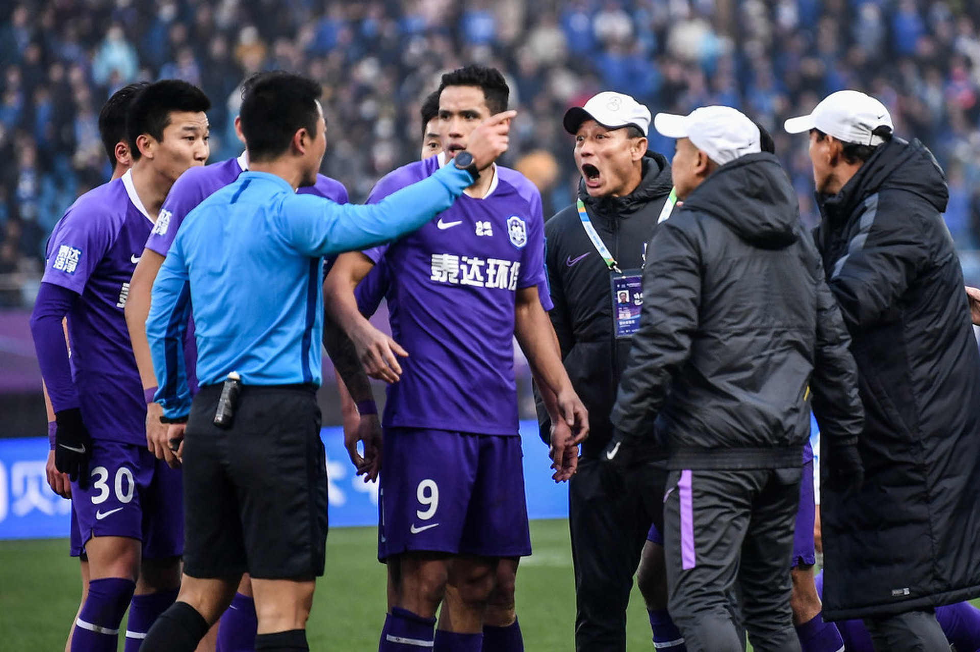 苏宁主场击败天津泰达，成功卫冕_必赢下载